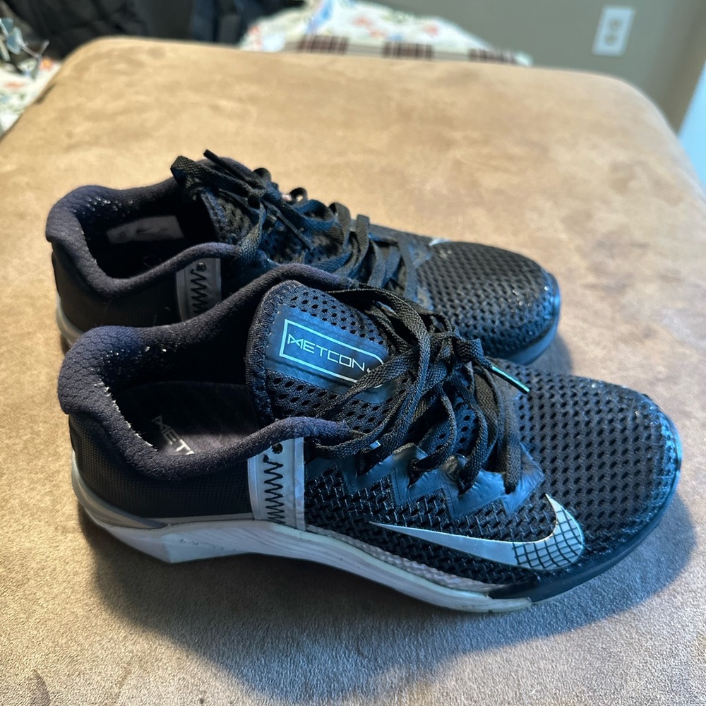 Nike Metcon Black and White Training Shoes US 6.5
